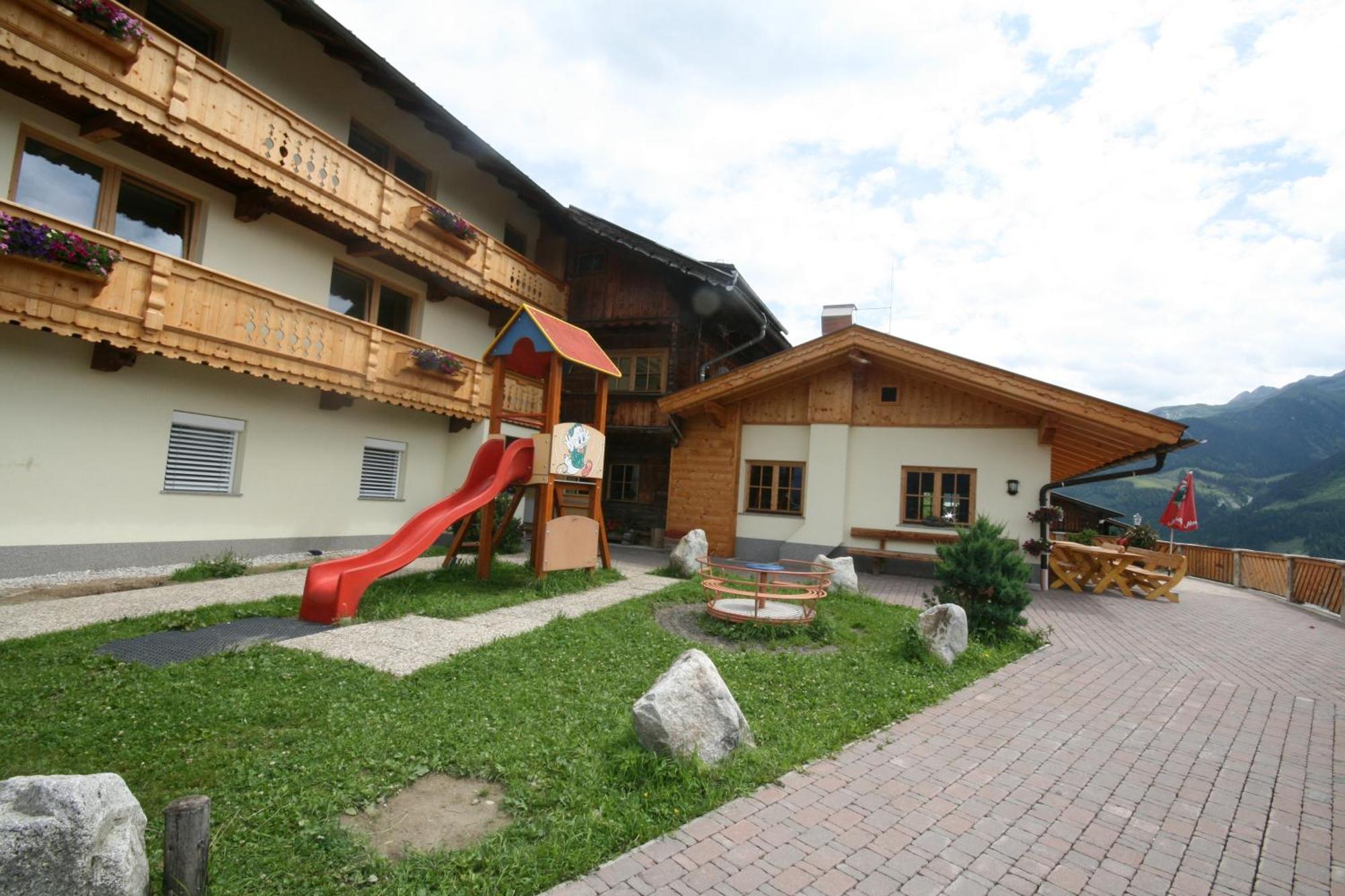 زيل أم زيلر Alpengasthof Enzianhof المظهر الخارجي الصورة