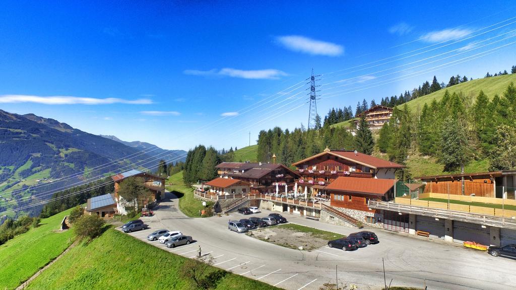 زيل أم زيلر Alpengasthof Enzianhof المظهر الخارجي الصورة